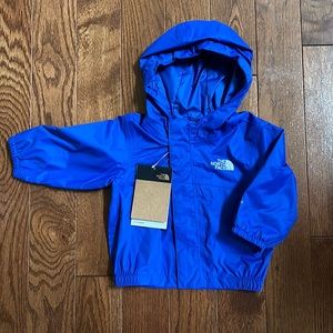 NWT The North Face Dryvent infant raincoat, size 3-6 months